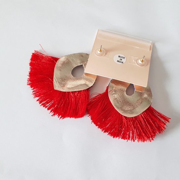 **Sold** NWOT C&C California beaded & crystal drop earrings - Picture 7 of 7